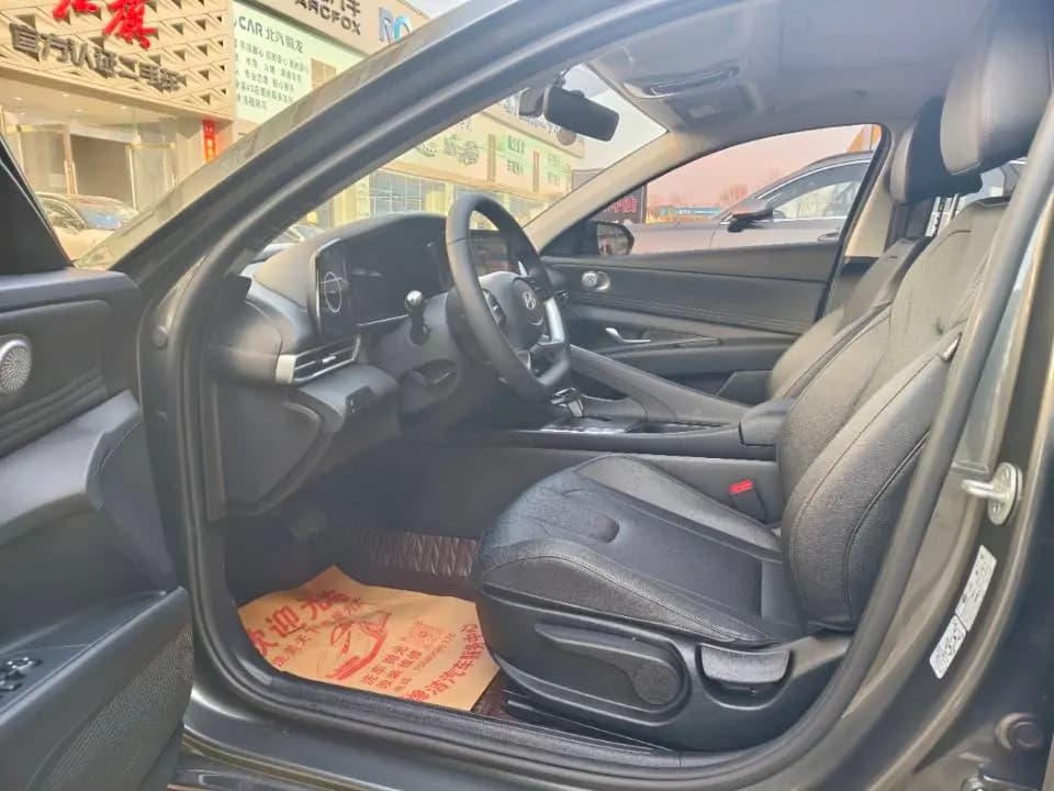 Elantra-65613